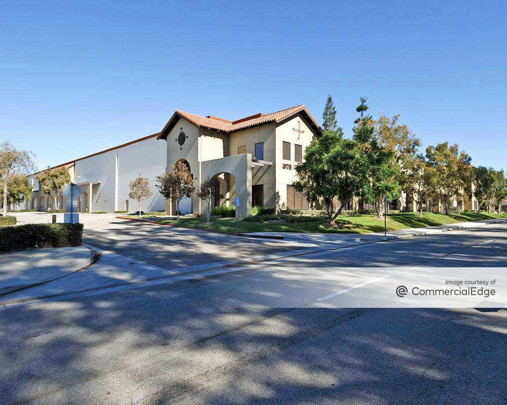 Mission Oak Corporate Center 3175 Mission Oaks Blvd 3175 Mission